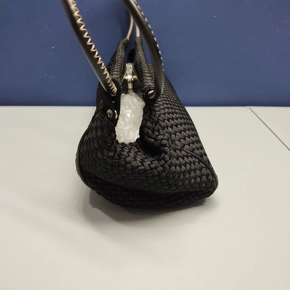 The Sak sak handbag
